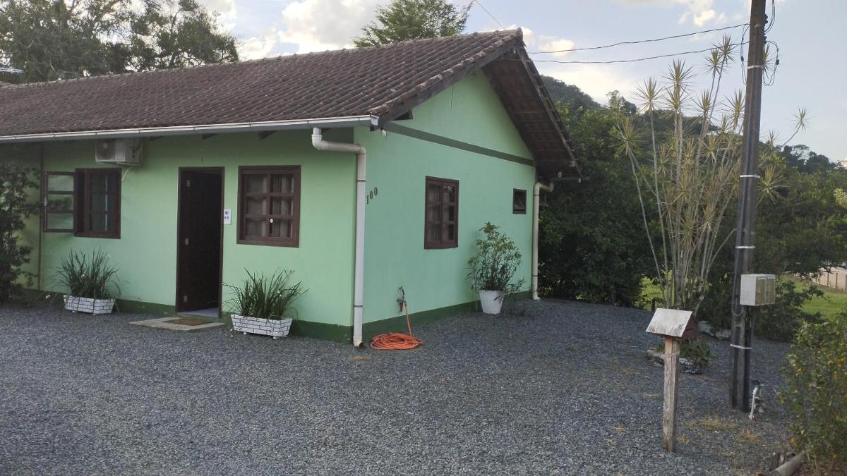 Casa inteira I - 2 quartos - Housity