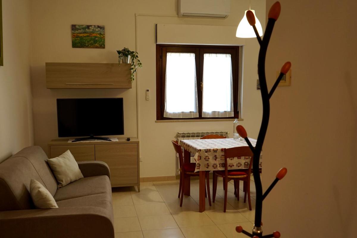 Manoppello Scalo Two-room apartment & parking - Housity