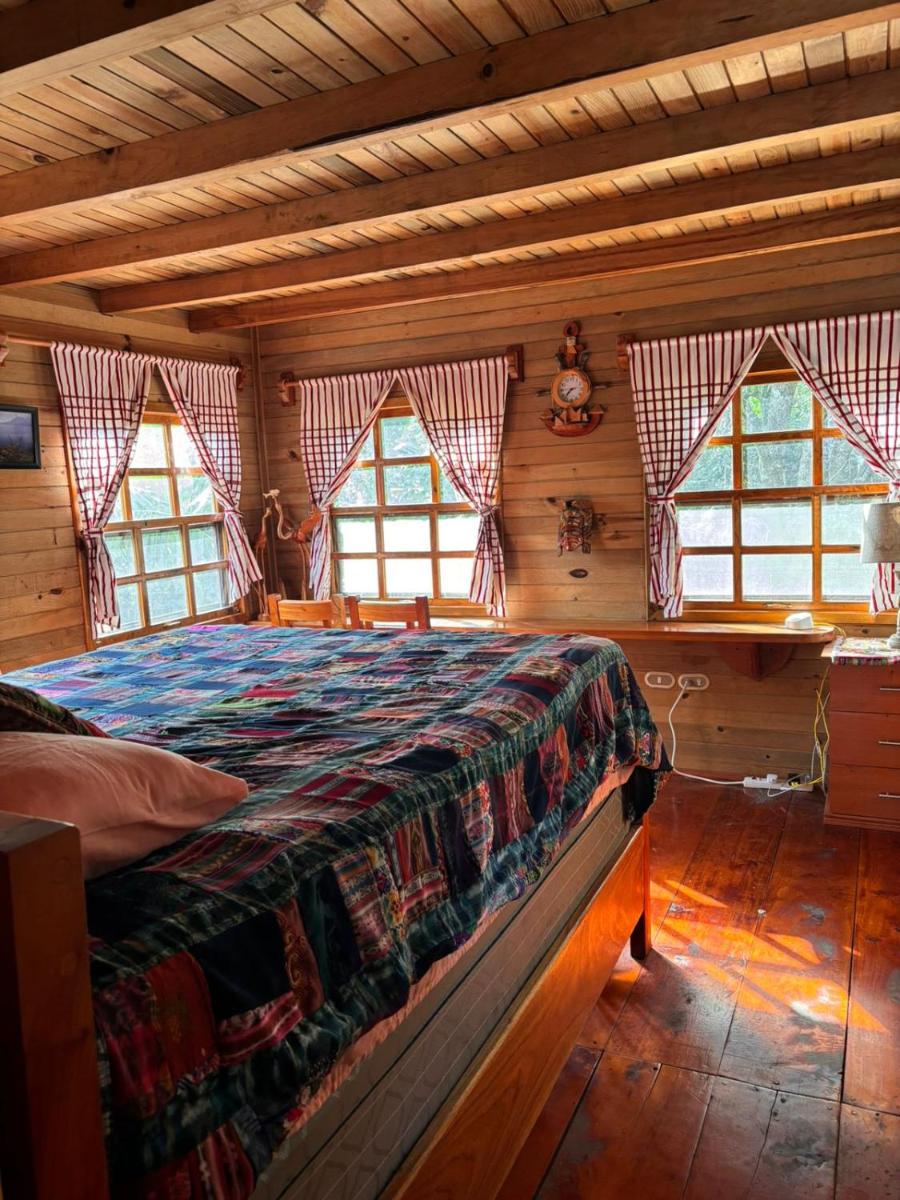 Paradise of Atitlan - Housity