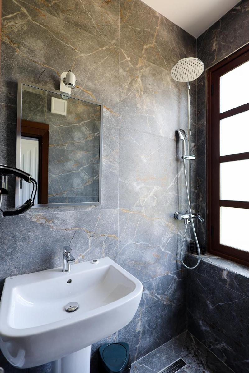 Hotel Ajka - Housity