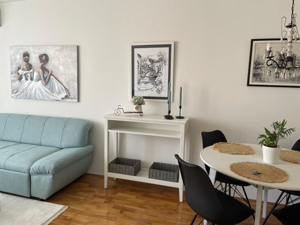 Apartment Allure - Housity