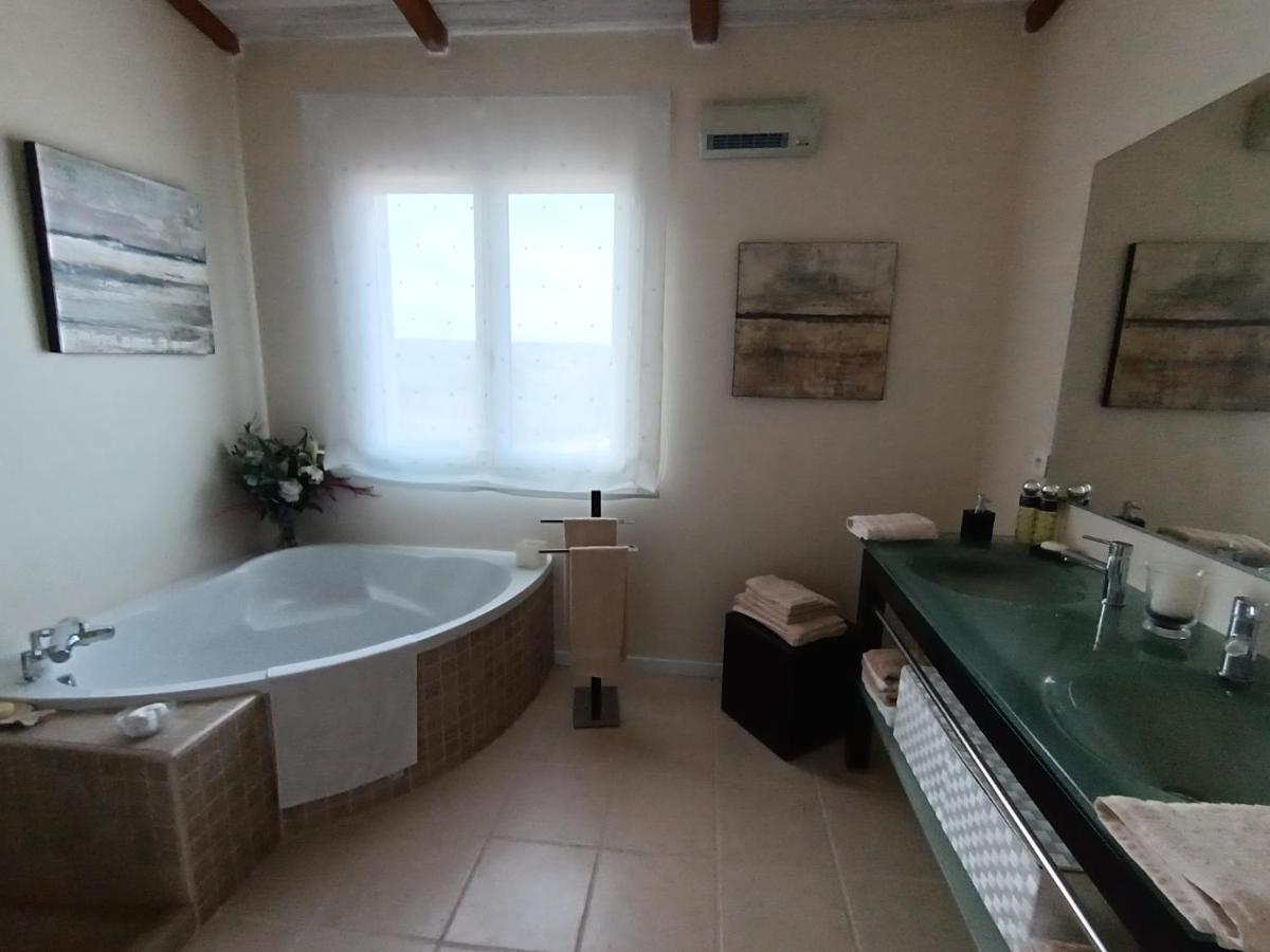 Le Charme des Bastides - Housity