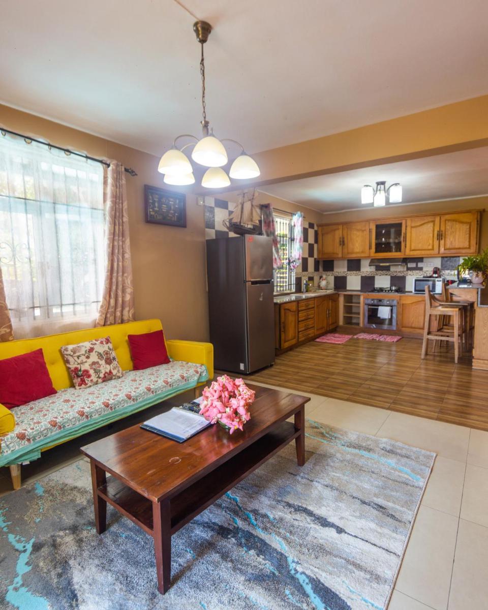 Blue Lagoon Villa - Housity