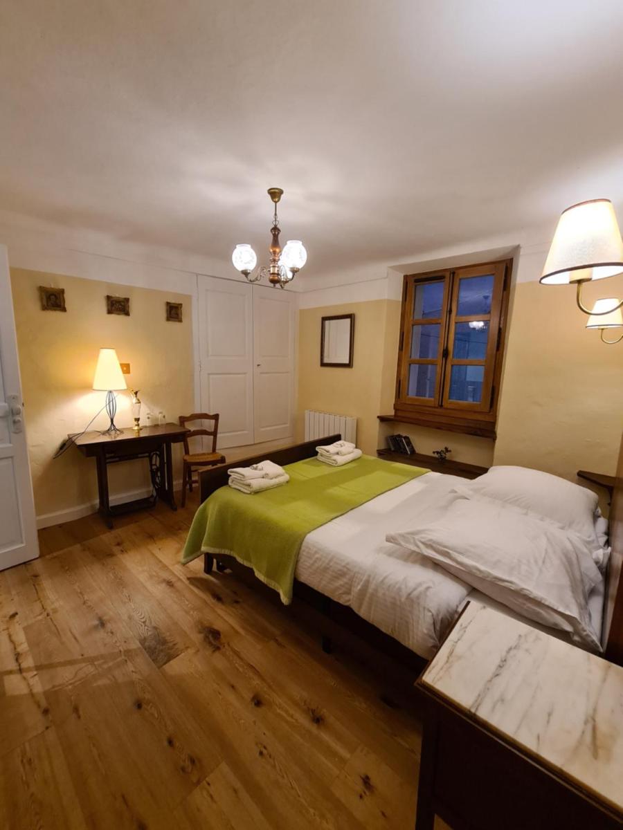 Hotel des Etrangers - Housity