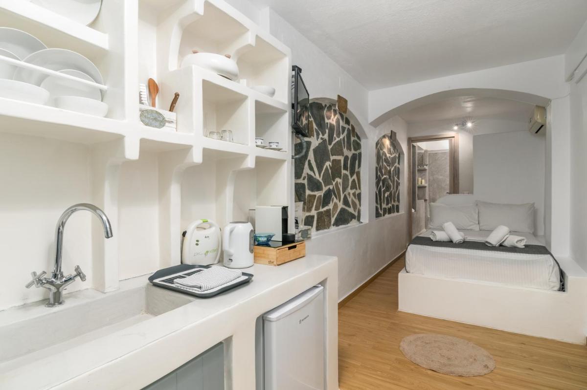 Studio Balkoni - Housity