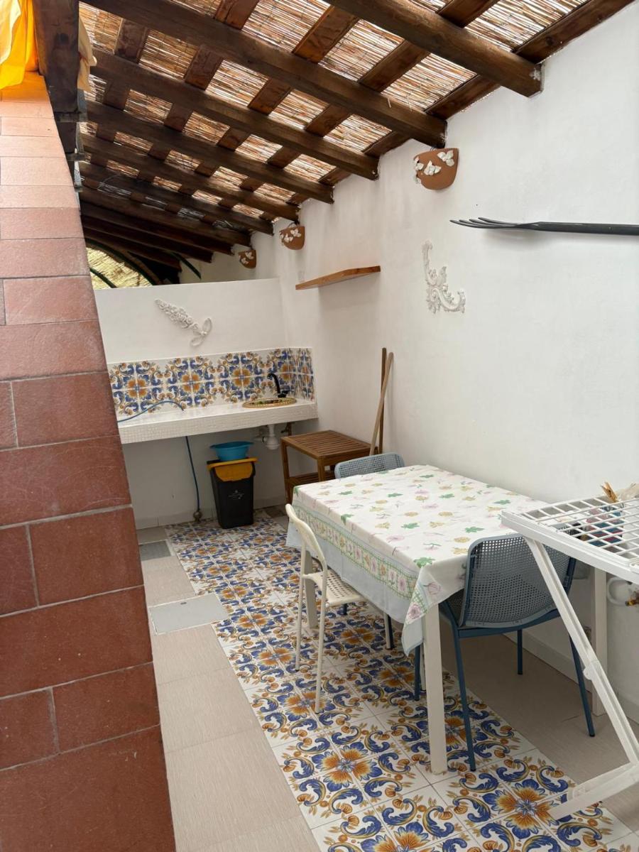 Il Caimano B & B, con piscina dal 13 Luglio al 31 Agosto - Housity