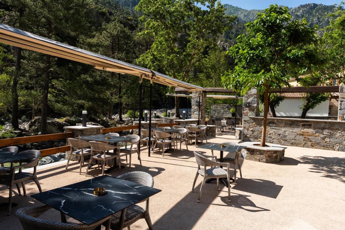 Hotel Arena le Refuge - Housity