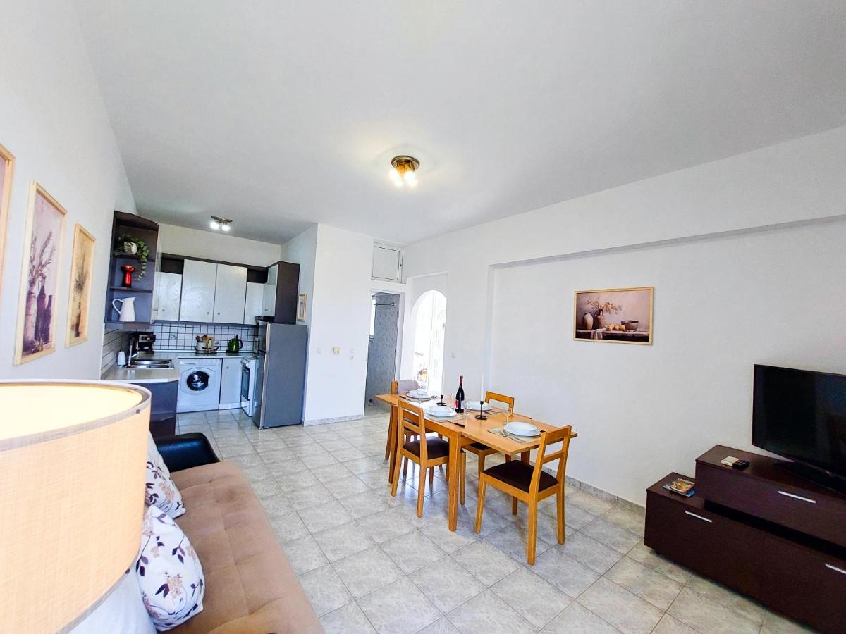 Alexia Apartments & Studios - Housity