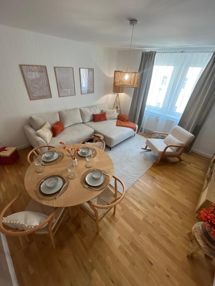 Gemütliches Apartment I Mitten in der Stadt Aschaffenburg I 5 Min HBF I Gegenüber City Galerie - Housity