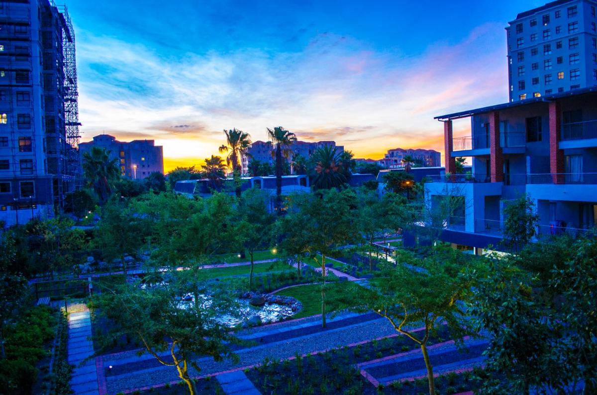 Mayfair Luxury Apartments - Housity