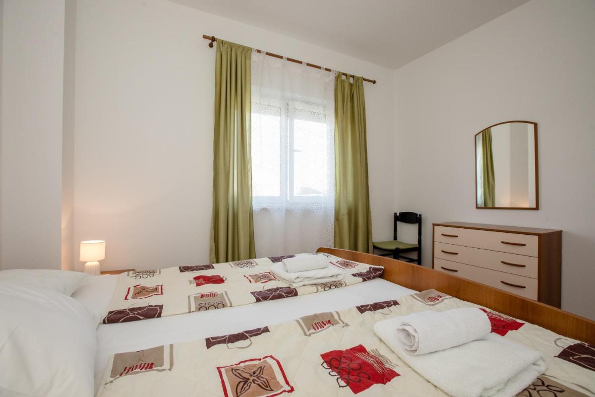 Apartments Vesna - Housity