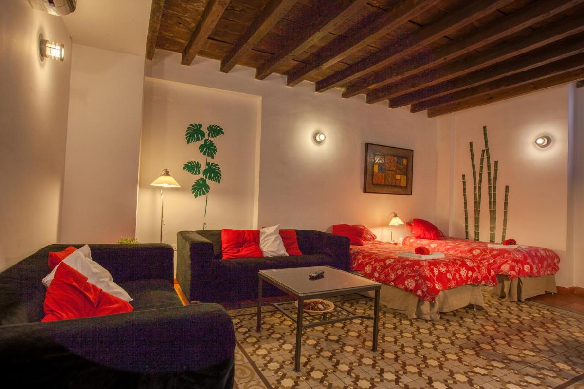 Casa Montalbán Apartamentos Turísticos - Housity