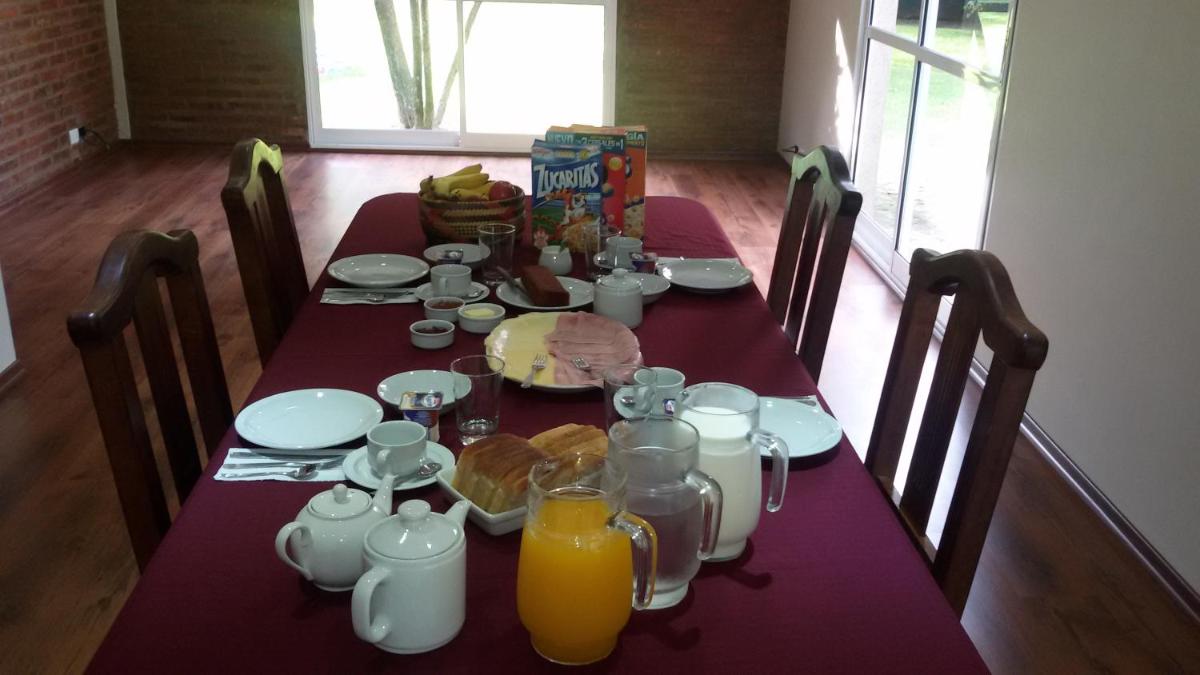 Posada del Leñatero Ezeiza - Housity