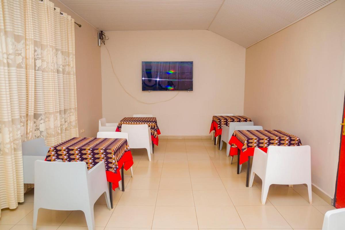 Baobab Hotel LTD - Housity