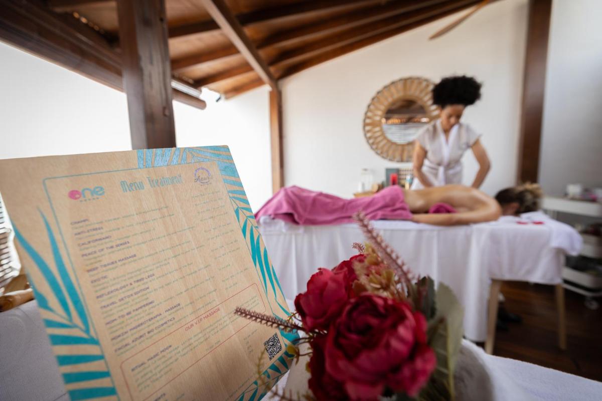 Clientes alojados en One Ibiza Suites