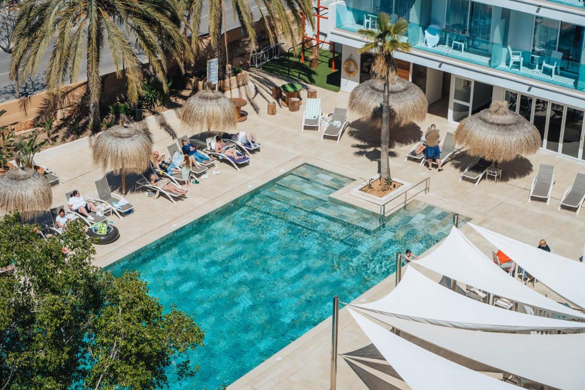 Piscina en o cerca de Hotel Bahia del Sol
