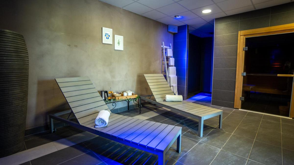 Coin salon dans l'établissement Les Villas du Parc de la Chabotterie