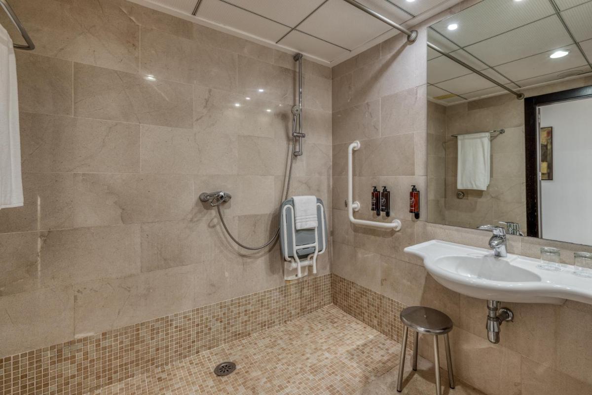 Senator Águilas - Housity