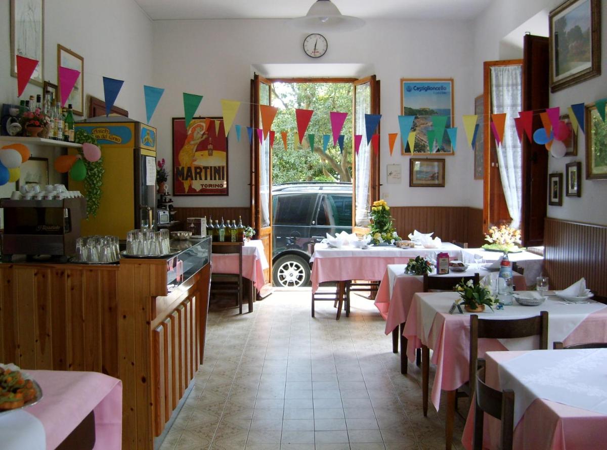 Albergo Pensione Bartoli - Housity