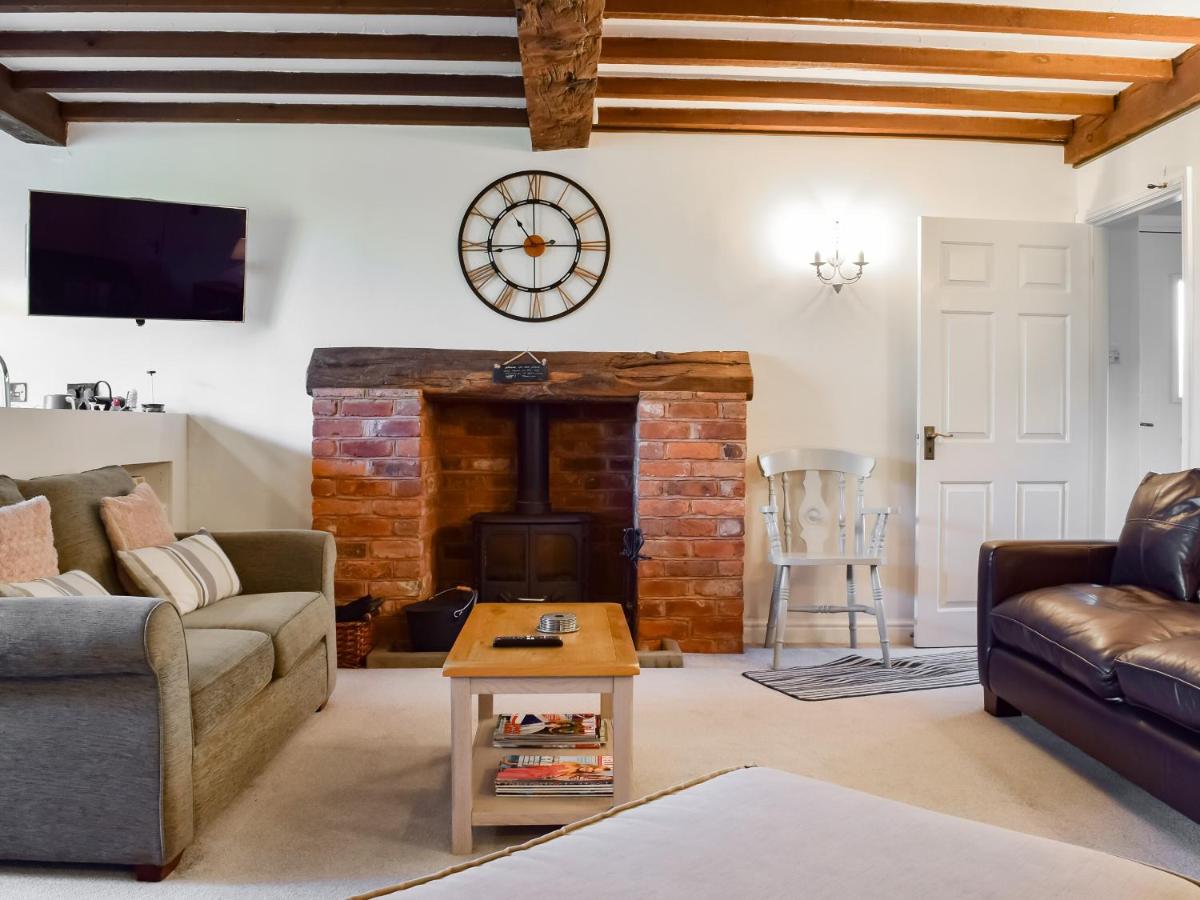 Old Barn - Housity