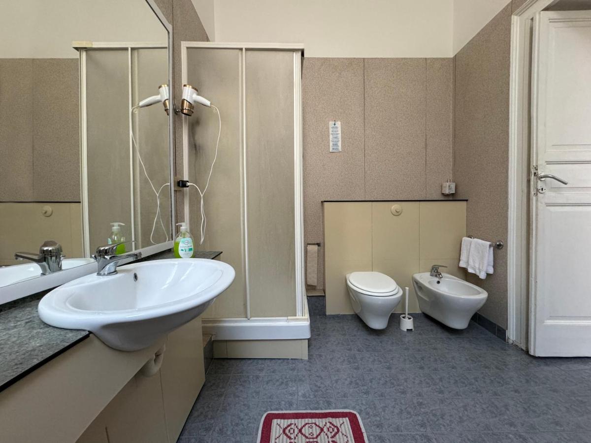 Family Hotel Balbi - Housity