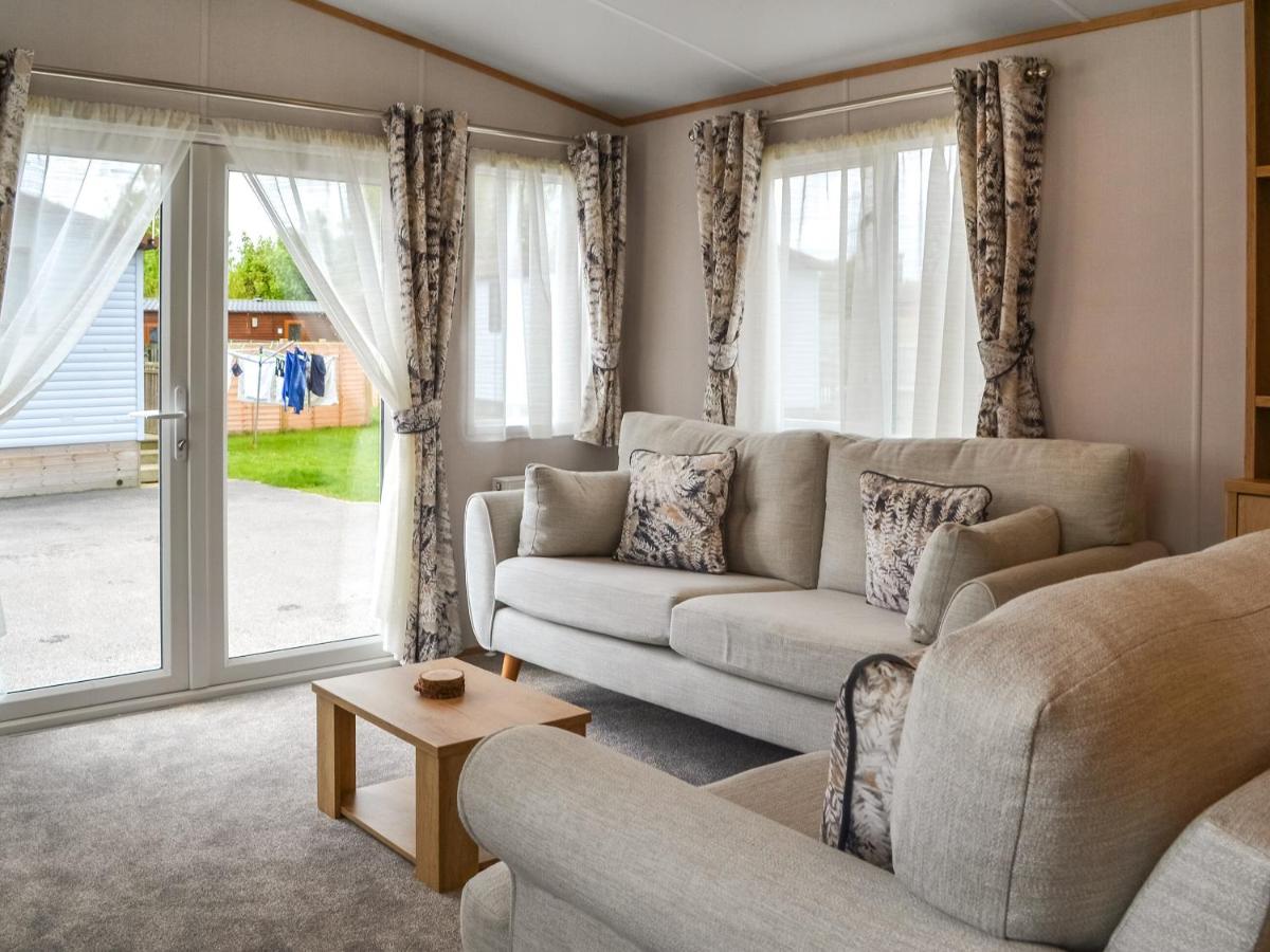 Wilberfoss Holiday Park - Haven Lodge - Housity