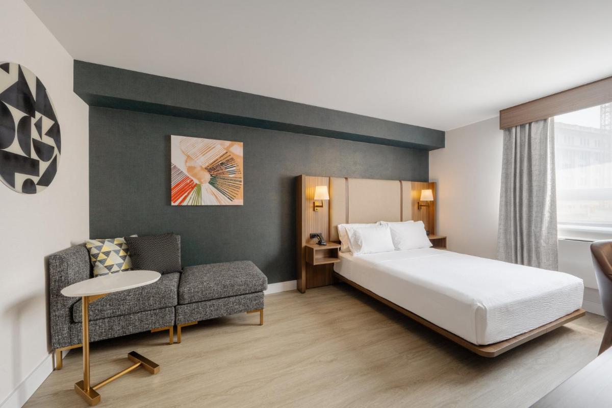 Holiday Inn & Suites Winnipeg Downtown by IHG - Hizvo
