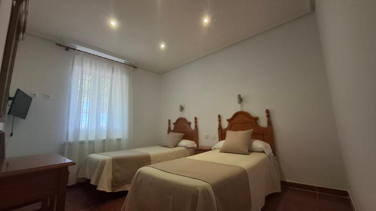 Hostal Bellas - Housity