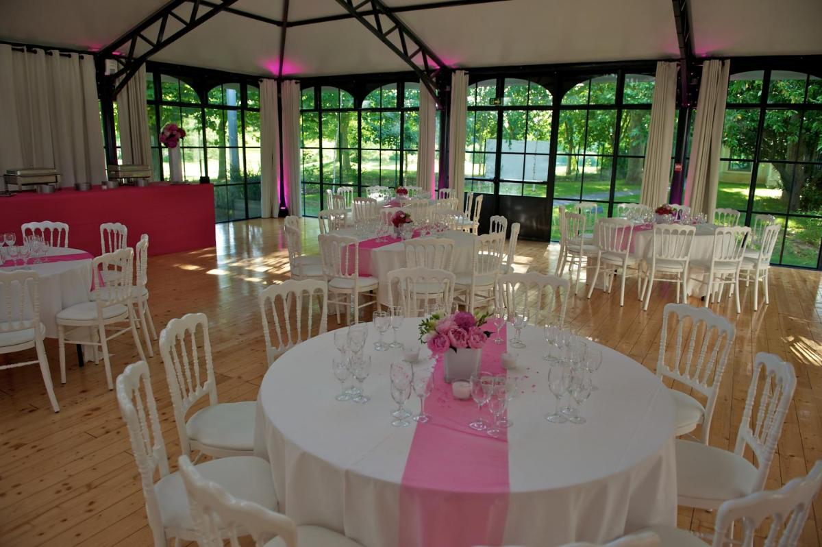 Restaurant ou autre lieu de restauration dans l'établissement Le Relais de La Malmaison, a member of Radisson Individuals
