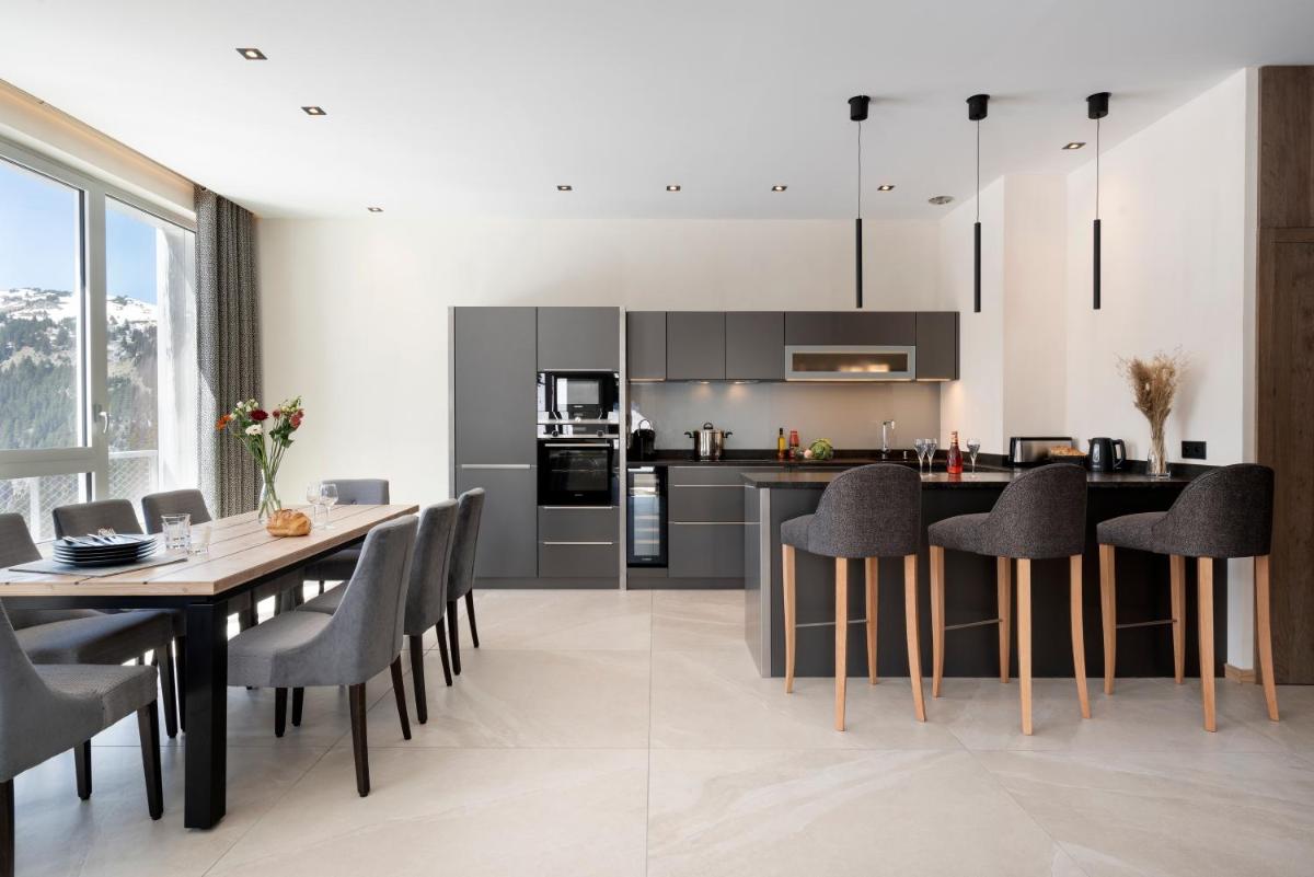 Cuisine ou kitchenette dans l'établissement MGM Hôtels & Résidences - Résidence Alhéna