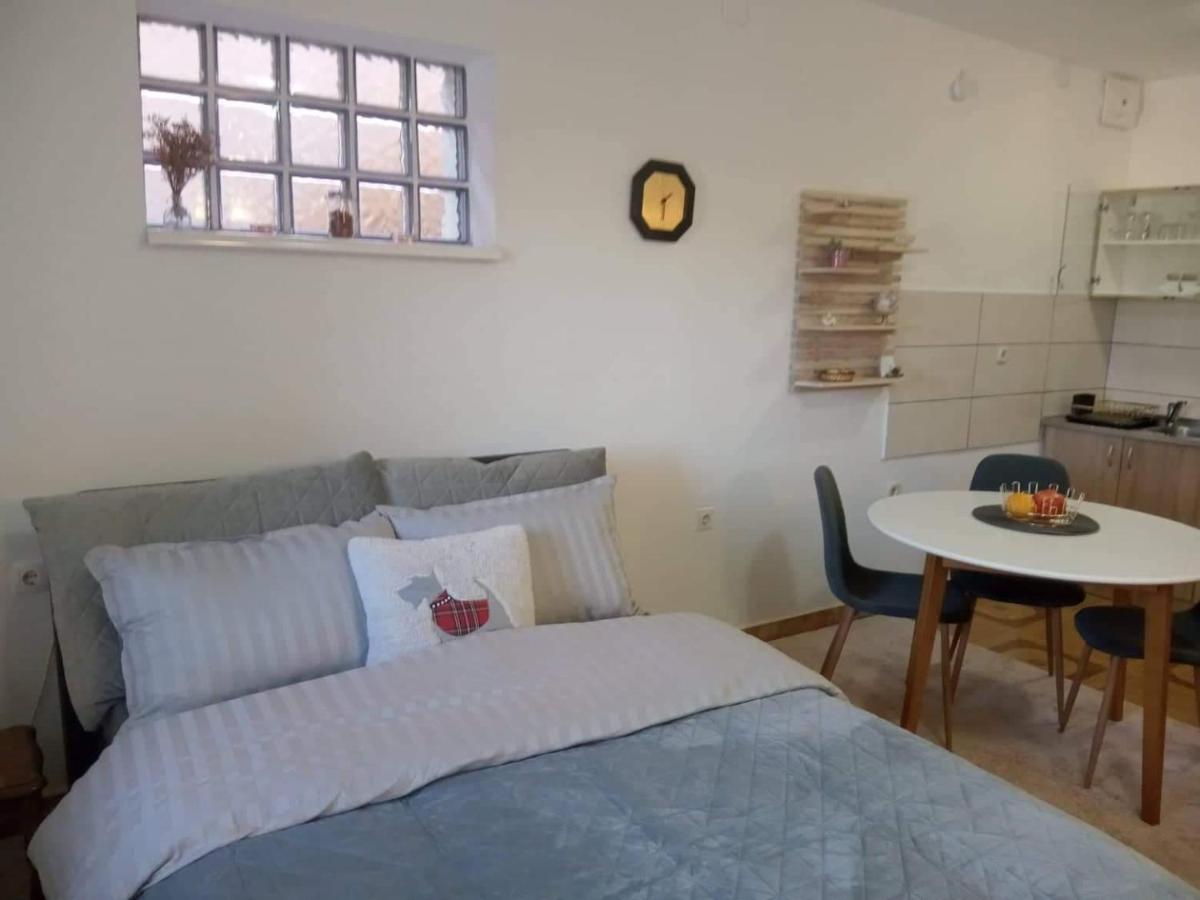 CHEZ Marthe, Organic Farm stay - Housity