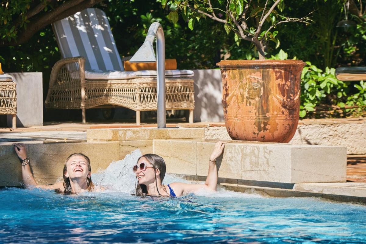 Piscine de l'établissement La Ferme D'Augustin ou située à proximité