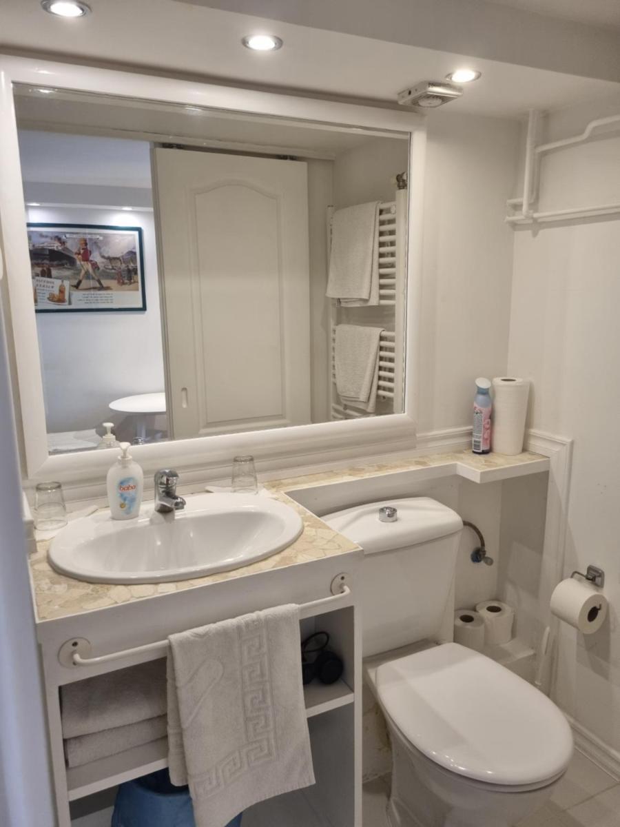 Connection Guesthouse - Housity