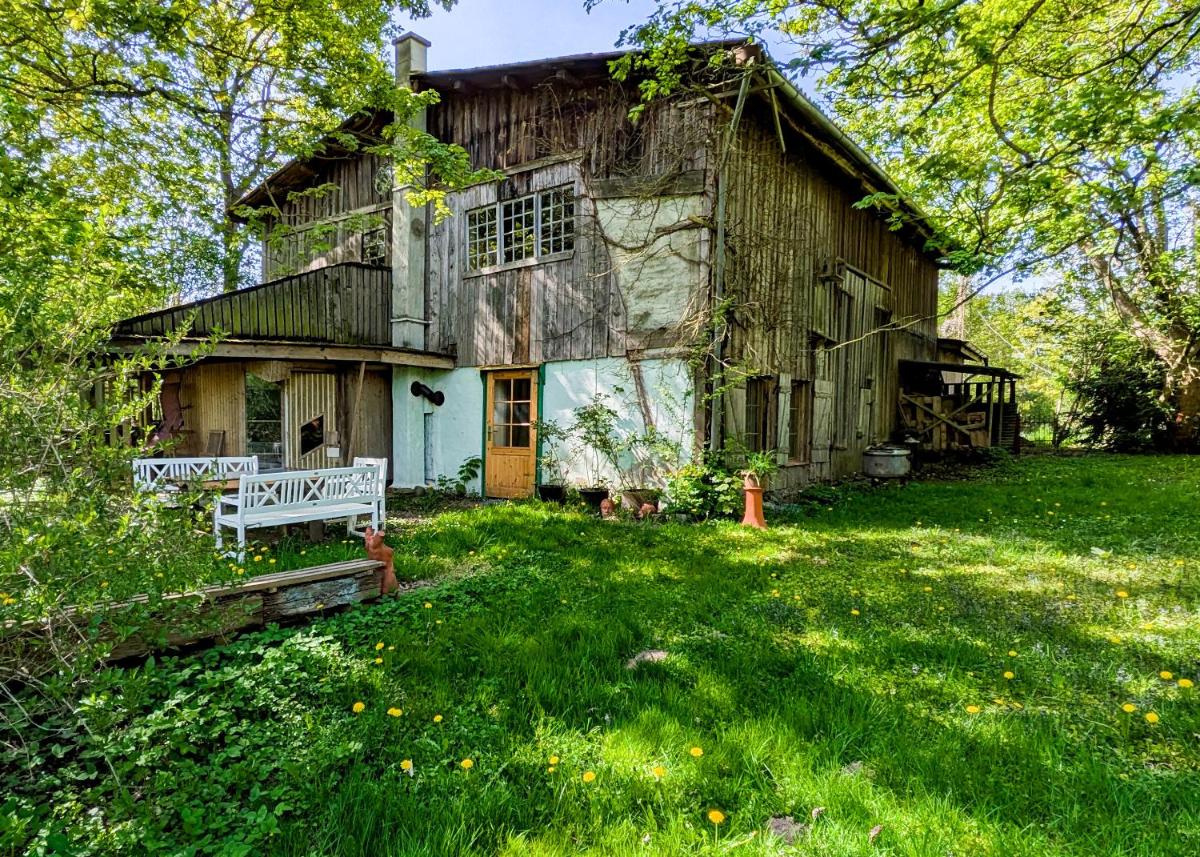 Scheune Landliebe in Holz und Lehm - Housity