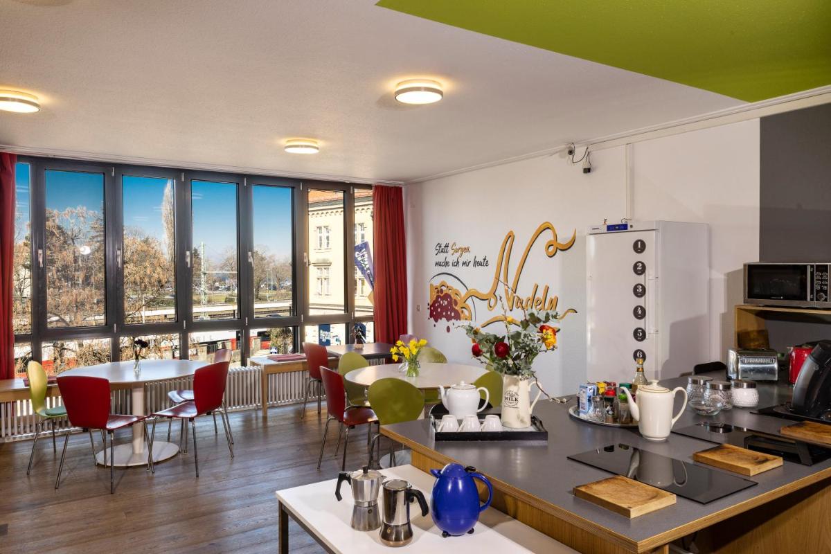 Inselhostel - Housity