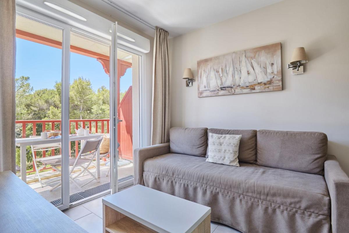 Balcon ou terrasse dans l'établissement Résidence Odalys Les Canissons