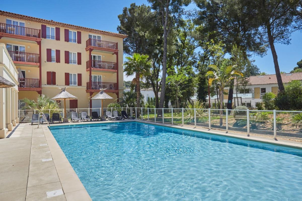 Piscine de l'établissement Résidence Odalys Les Canissons ou située à proximité