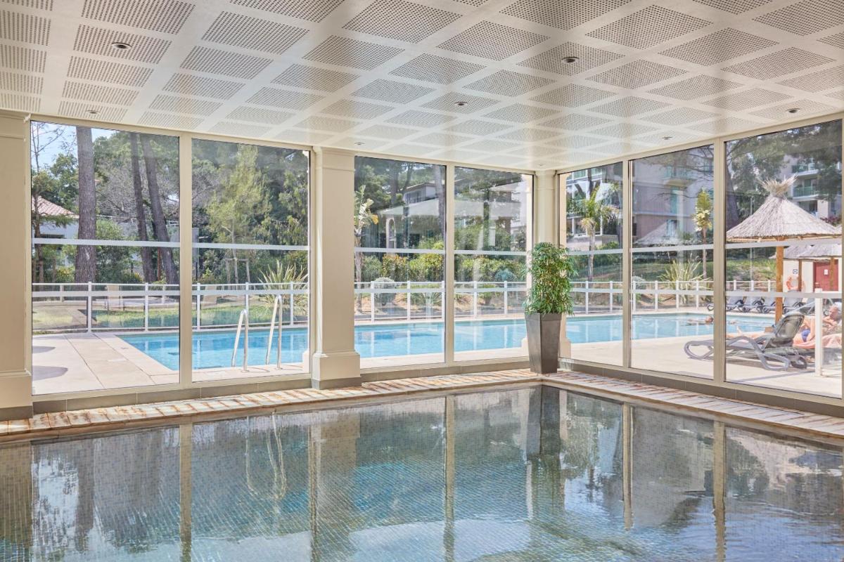 Piscine de l'établissement Résidence Odalys Les Canissons ou située à proximité