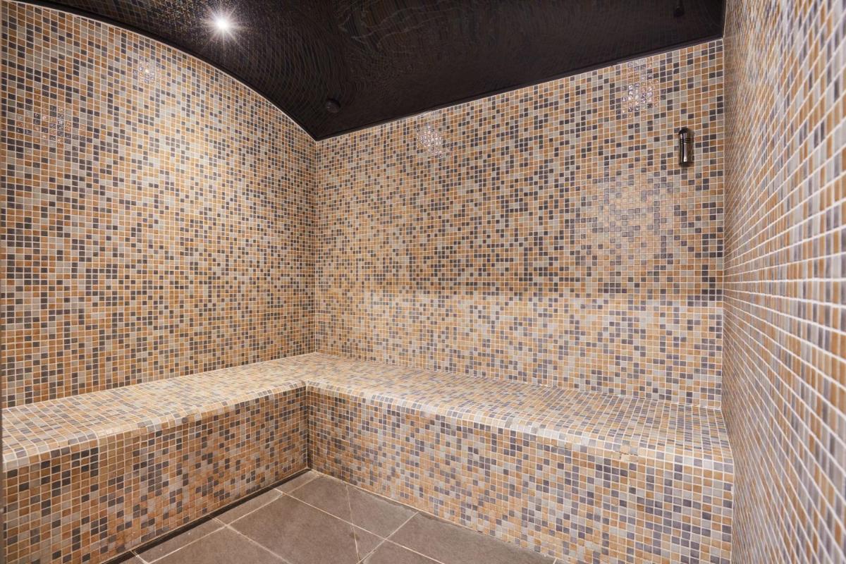 Salle de bains dans l'établissement Résidence Odalys Les Canissons