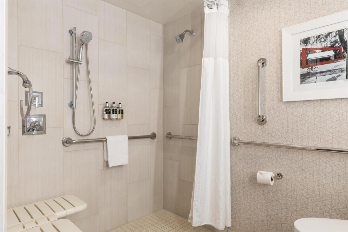 Coast Seattle Downtown Hotel by APA - Housity