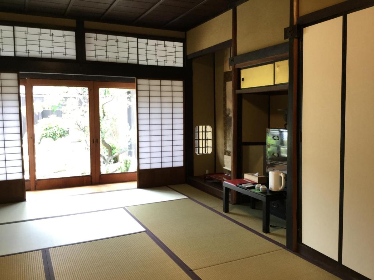 Honmachi Juku - Housity