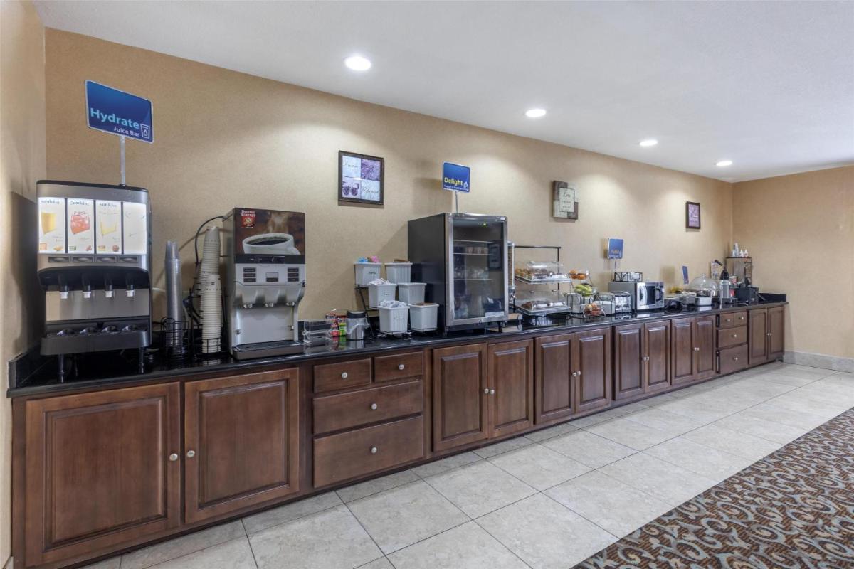 Best Western Bastrop Pines Inn - Housity