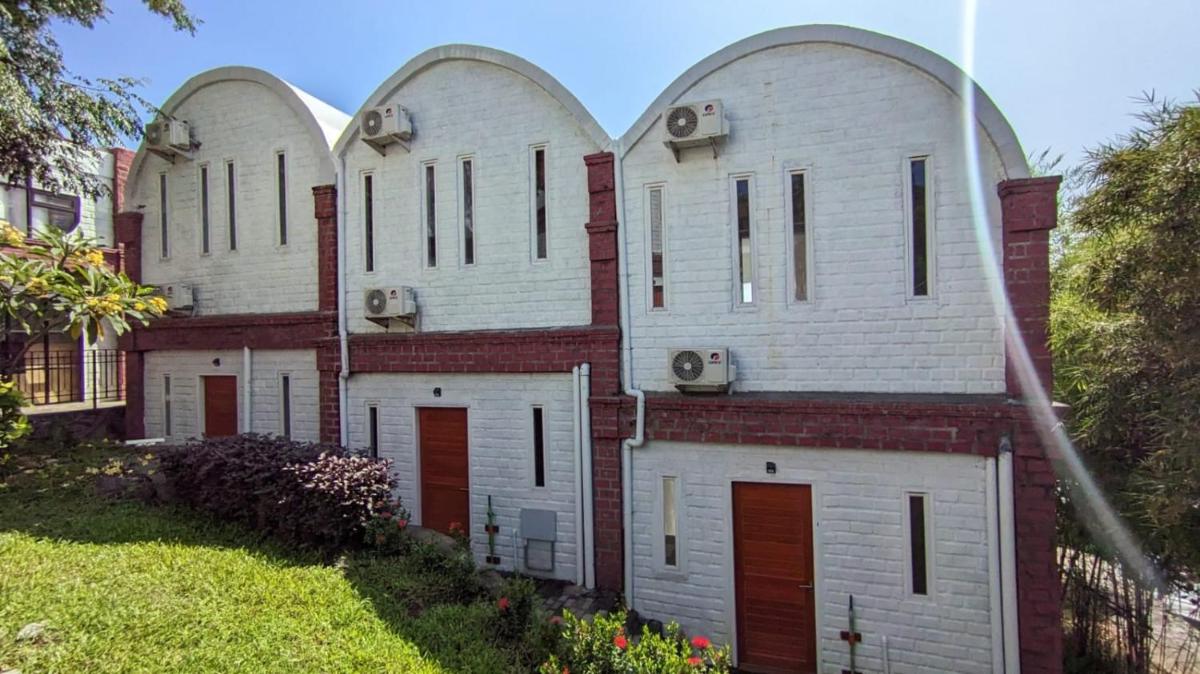 Urbanest Inn Castle Resort - Housity