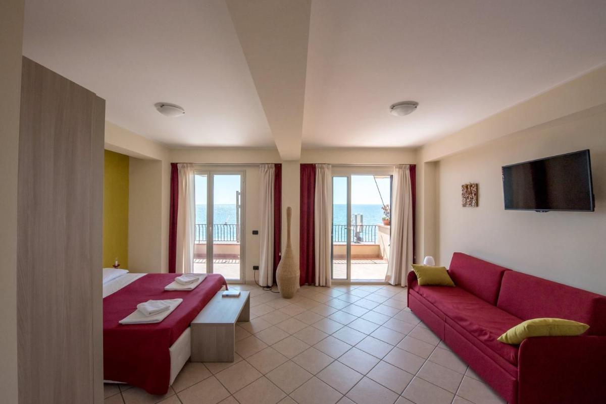 B&B La Sirena - Housity