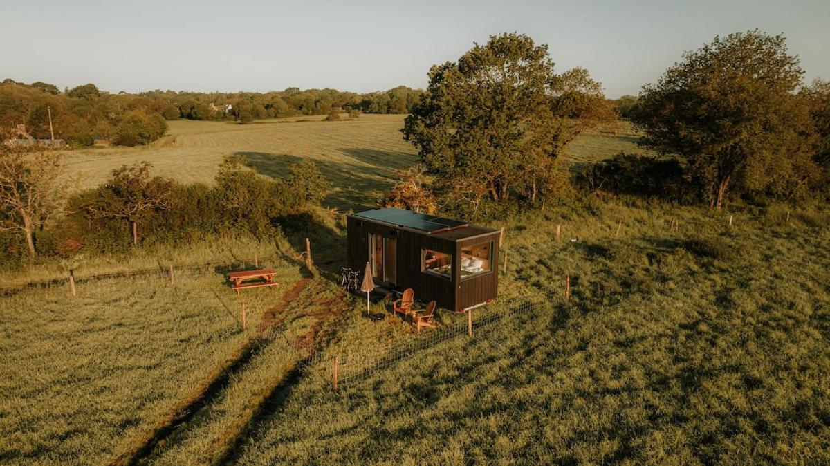 Parcel Tiny House Ty Pois 1, près de la pointe de la torche - Housity
