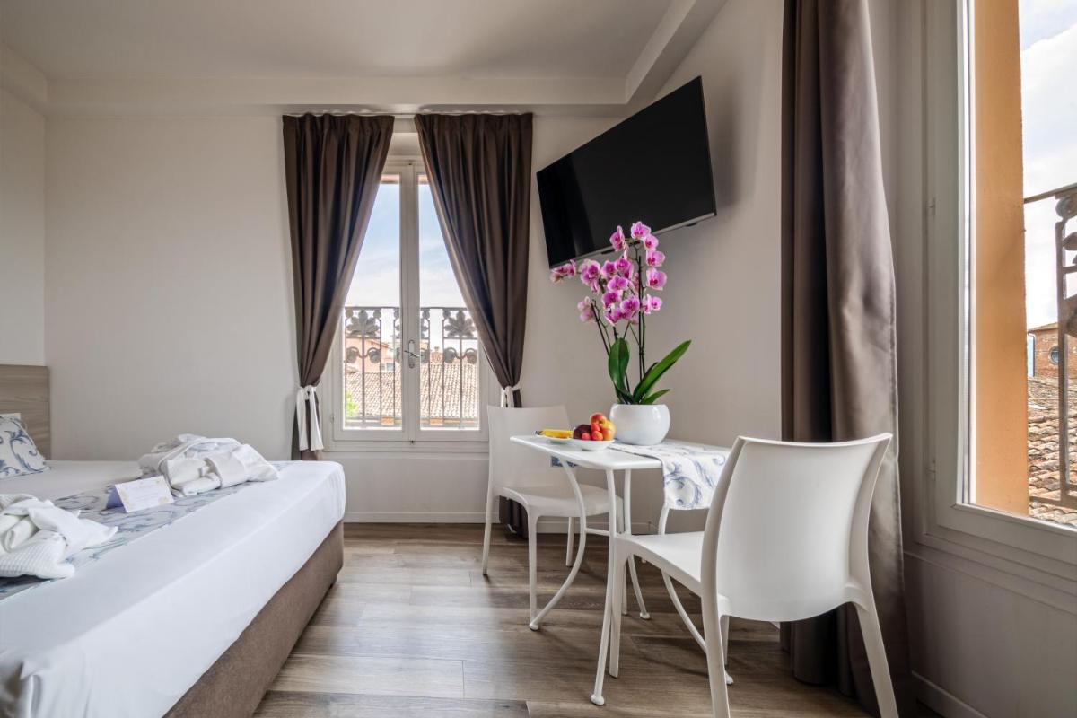 Albergo La Rocca - Housity