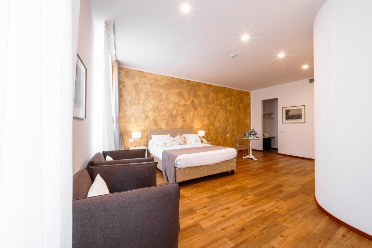 Albergo La Rocca - Housity