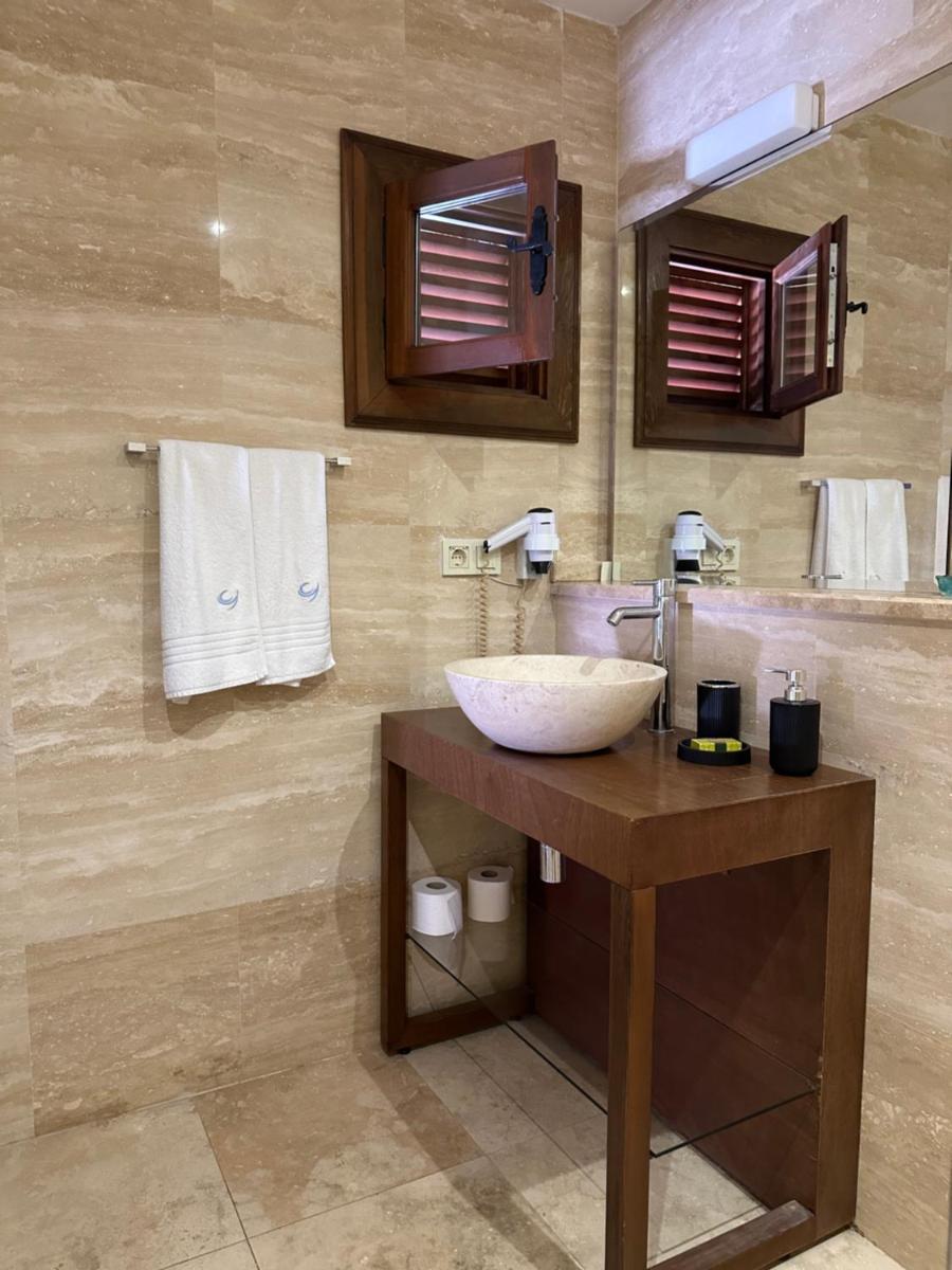 Courtyard Kalkan - Housity
