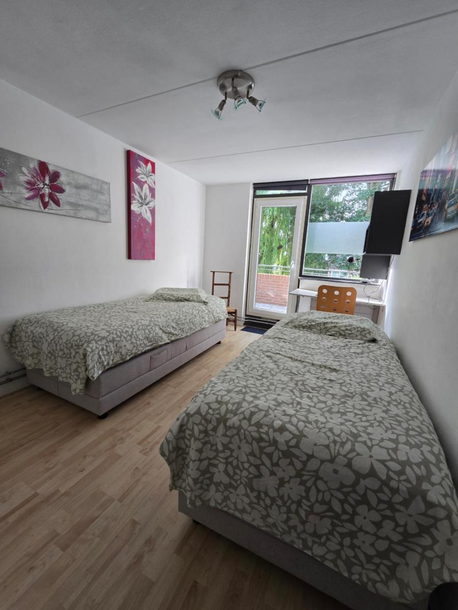 House close to beach and city - Housity