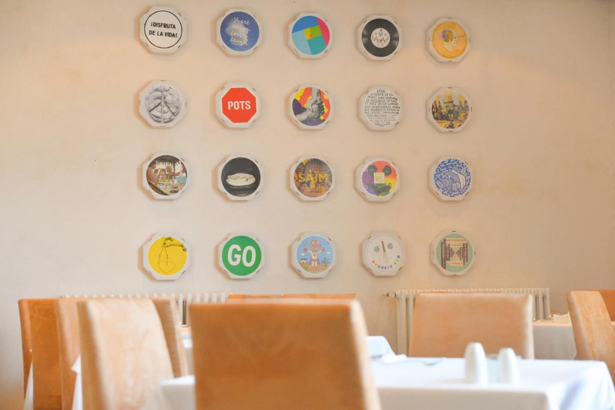 Un restaurante o sitio para comer en Sa Cabana Hotel & Spa - Adults Only